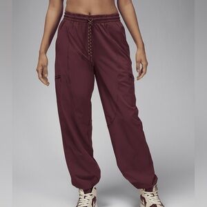 *NWT* Jordan Sport Women’s Tunnel Pants Maroon Size XL